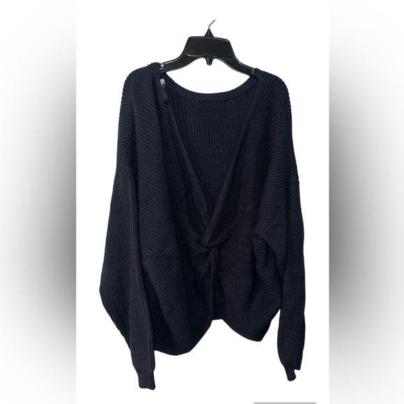 NWT Eloguii Elements Sexy Twisted Open Knitted Blouse. Navy Blue Size 22-24 - Picture 2 of 4